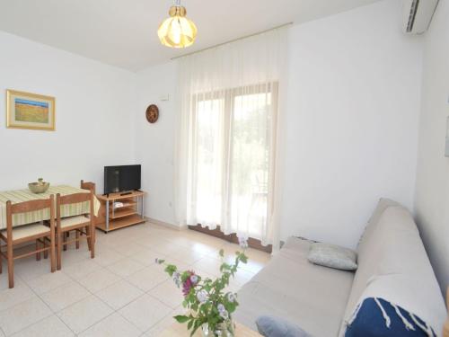 Apartment Neda by Interhome, VeliGolji (foto 6)