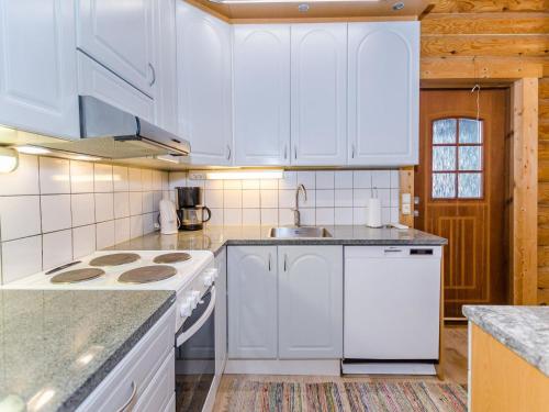 Holiday Home Pielislinna-savilahti by Interhome