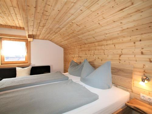  Apartment Unterflöber-3 by Interhome in Großhartberg