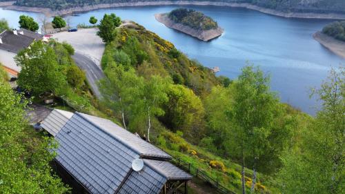 Les chalets du belvédère de mallet (Les chalets du belvedere de mallet) in Laguiole