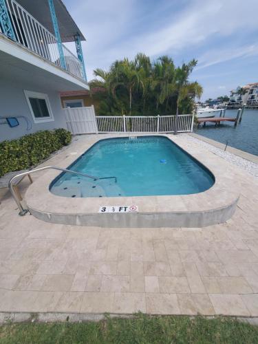 Waterfront & Pool Star5Vacations in St Pete Beach, USA