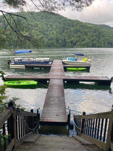 Dream Chaser Chalet at Nantahala Lake