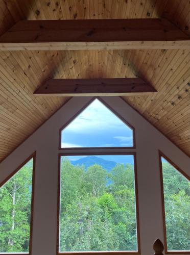 Dream Chaser Chalet at Nantahala Lake