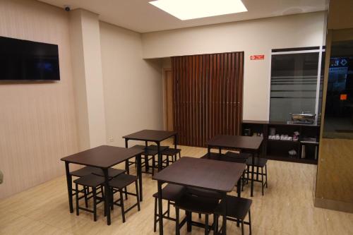 Yokotel Hotel - 바/라운지
