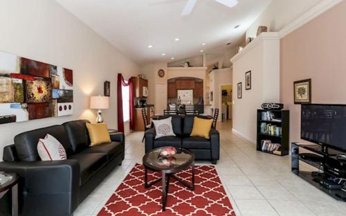 A wonderful 4 bedroom villa with it own pool for a perfect family experience in Orlando, USA