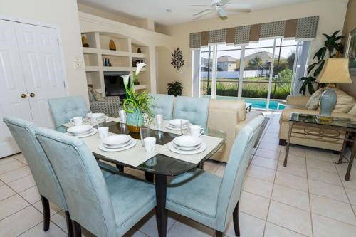 A wonderful 4 bedroom villa with it own pool for a perfect family experience in Orlando, USA