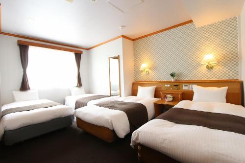 Hotel Livemax BUDGET Naha Tomarikou in Pulau Utama Okinawa