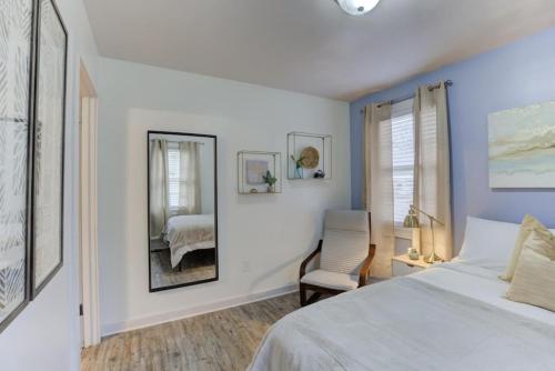 Gated Retreat Steps from Midtown's Best Parking near Memphis Zoo