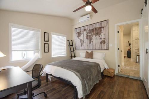 Upscale 1890s Historic Apartment in Belváros