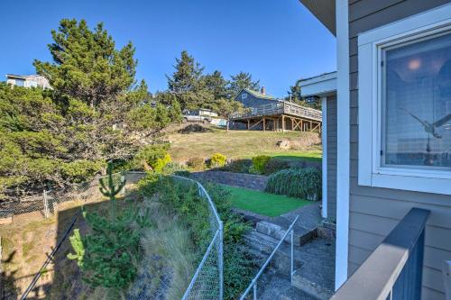 Exquisite Oceanside House with Pacific Views and Deck!