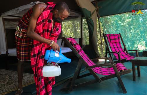 Olkinyei Mara Tented Camp