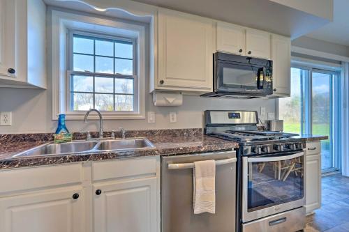 Spacious Home 8 Miles to Vermont Summer Festival! - image 22