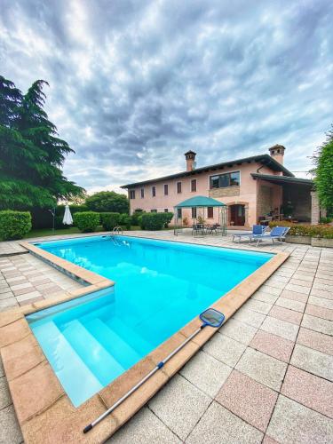 Villa Stefania Asolo piscina e biliardo