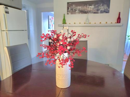 Kitchen, 2 Bedrooms free parking South of Boston Quincy - Park view in Quincy (MA)