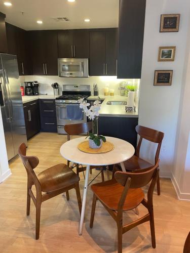 Super-Cute 2/2 apartment in Santa Monica with free parking, Los Angeles (fotografie 4)