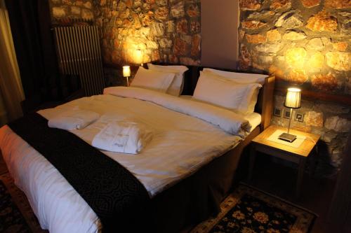 2 twin beds