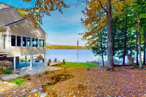 Stoneybrook Retreat Haven - The Cottage in State Landing, USA