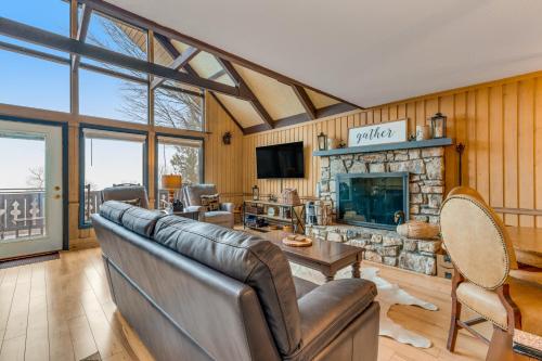 West Wind, Beech Mountain (photo 6)