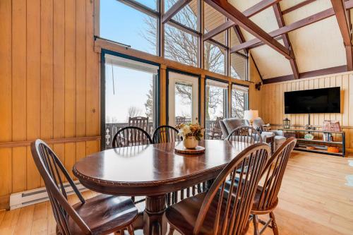 West Wind in Beech Mountain, USA