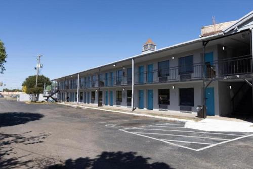 Extended Stay Memphis - image 11