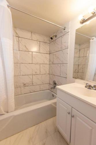 Extended Stay Memphis - image 10