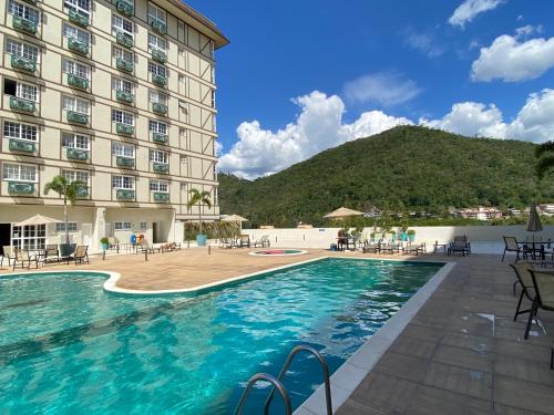 Flat 217 Granja Brasil - Com Piscina Aquecida Em Itaipava