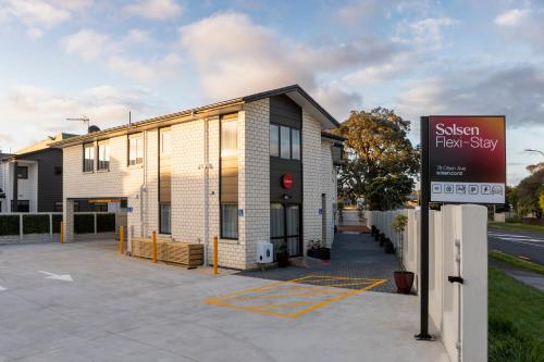 A szálláshely kívülről, Solsen Motel in Mount Roskill