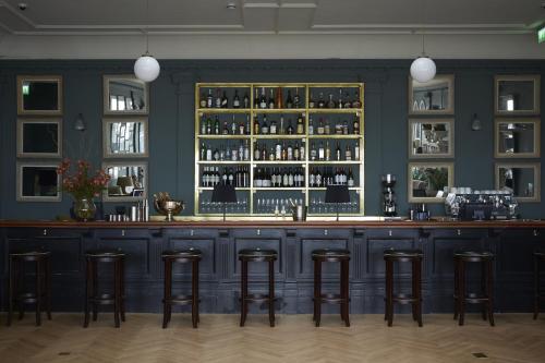 Albion House at Ramsgate - image 12
