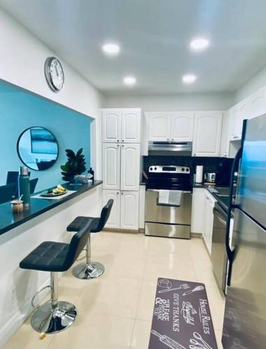Ocean Reserve Piso 9 - STR 2412 in Miami Beach, USA