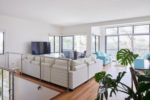 The Tides Beach House - Nelson Bay