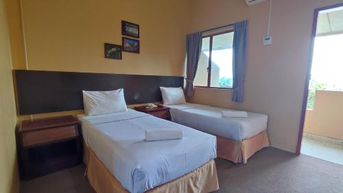 เมอร์ซิง เมอร์ลิน อินน์ (Mersing Merlin Inn) in เมอร์ซิง
