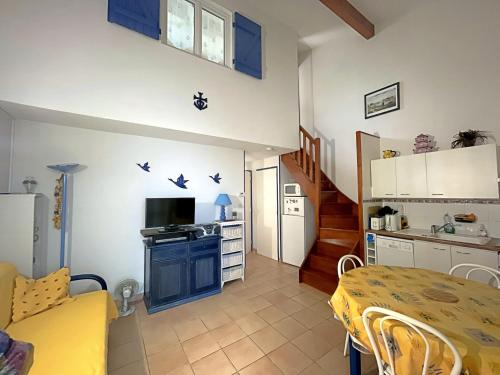 Appartement Saintes-Maries-de-la-Mer, 3 pièces, 6 personnes - FR-1-475-98