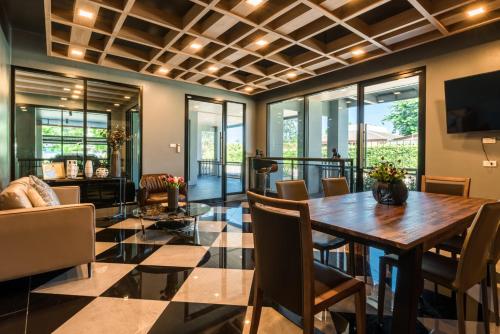 Premier Luxe Hotel โรงแรมพรีเมียร์ลักซ์ - 공용 라운지/TV 시청 구역