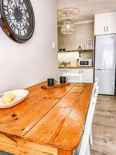 مطبخ, At Leisure in Van Riebeeck Park