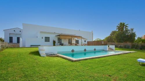 . Casa Rural Viña Romanito Jerez de la Frontera by Ruralidays