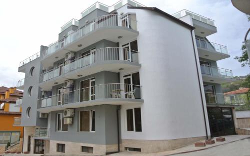 Valeo Hotel - main image
