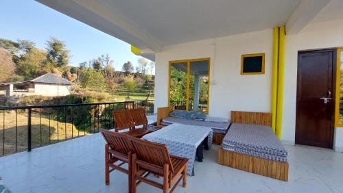 Balcony/terrace, The Hostel Stories, Bir - Landing Site in Palampur