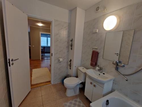 Cozy apartment next to Paldiski harbor Cozy apartment next to Paldiski harbor