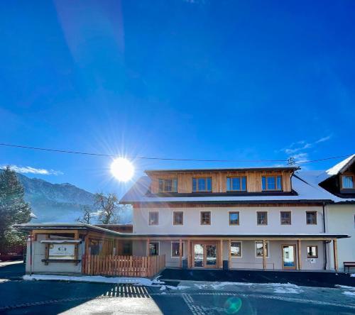  Landhaus Jenul, Pension in Tröpolach