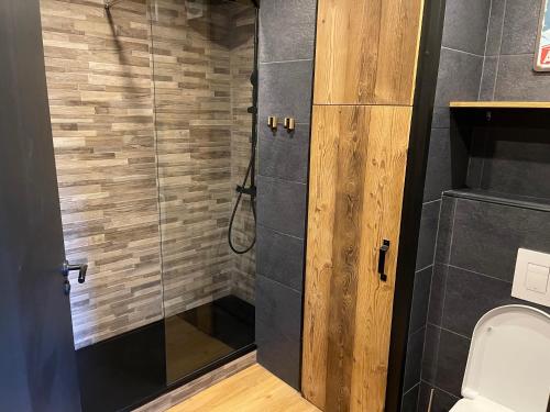 Shower, Avoriaz Malinka in Morzine