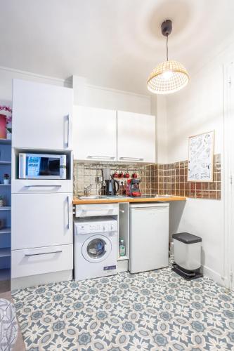 One-Bedroom Apartment image 8