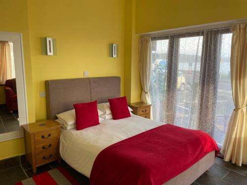 Sawyers Bed and Breakfast - image 3