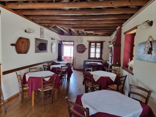Elafotopos Hotel in Elafotopos