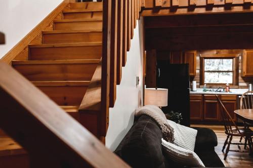Mountain Laurel Cabin at 36 North - Fireplace in Purlear, USA