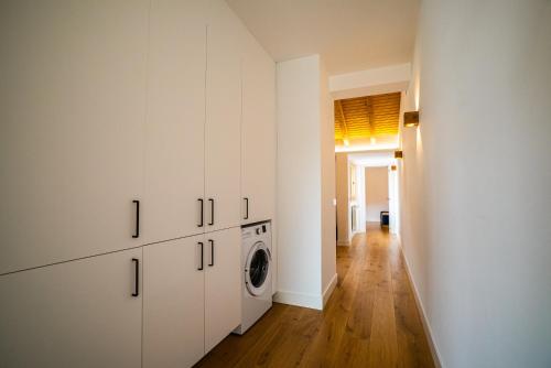 Apartment with Terrace image 4