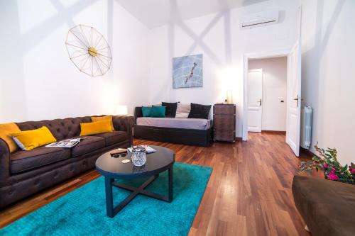 Spacious with sunny Terrace near Vatican, Roma (foto 6)