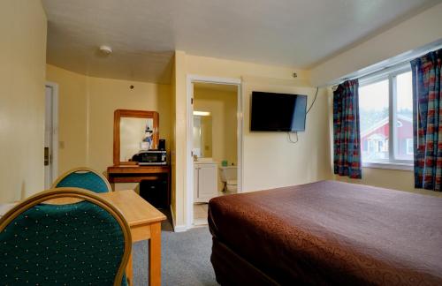 Rodeway Inn Saco - image 11