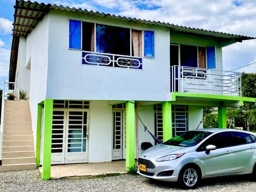 2 bedrooms, 3 beds