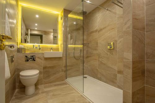 room detail thumbnail 2