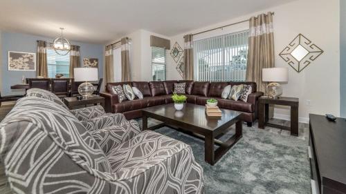 1638 Moon Valley Drive - image 6
